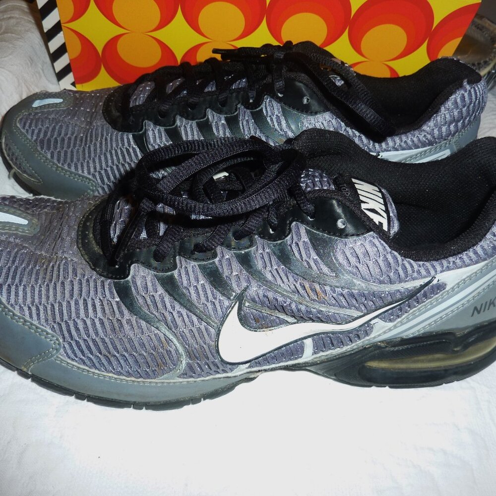 Men's NIKE Air Torch 4 Sneakers Size 11.5 - Picture 2 of 7